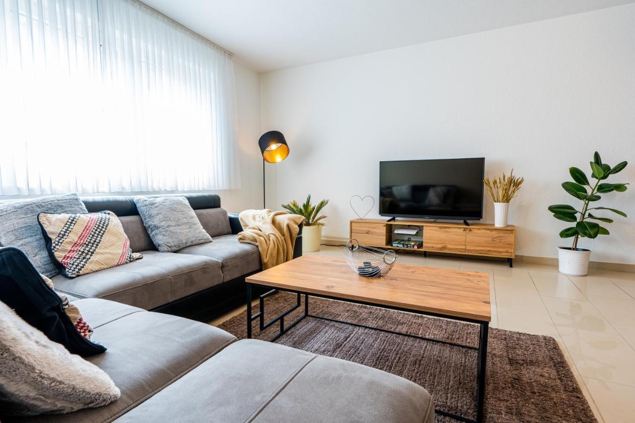 GoldenHome Apartment Küche Büro Fitnessecke Duplex-Garage *