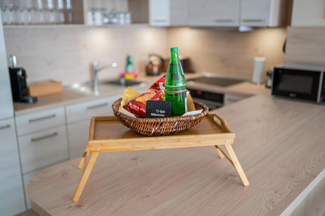 Golden Design Zentral Familie & Business, Babybett, Buero, Fitnessecke, Naehe Messe Dus Duisburg