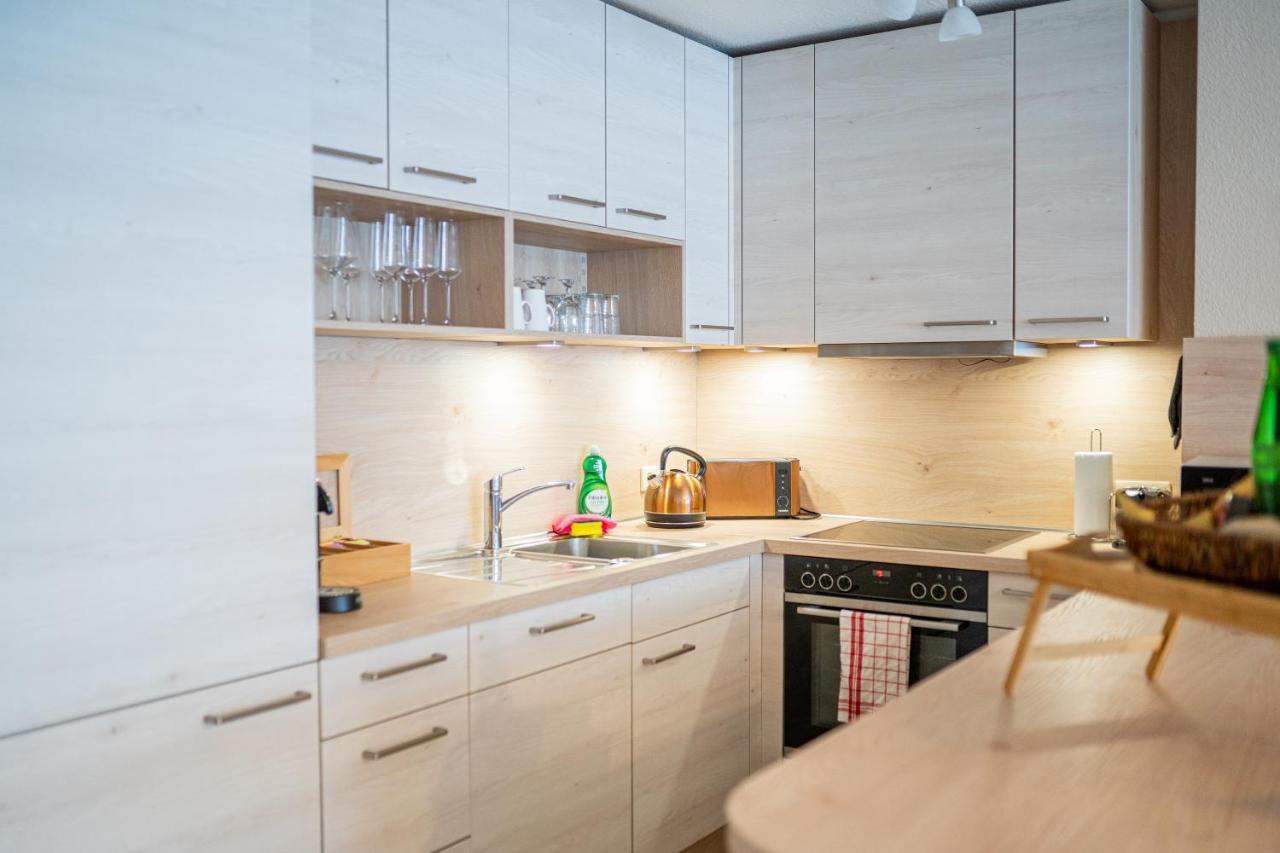 GoldenHome Apartment Küche Büro Fitnessecke Duplex-Garage Duisburg